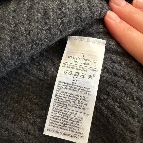 Banana Republic Artie 100% Dark Gray Cashmere Sweater Size Large - Picture 7 of 10